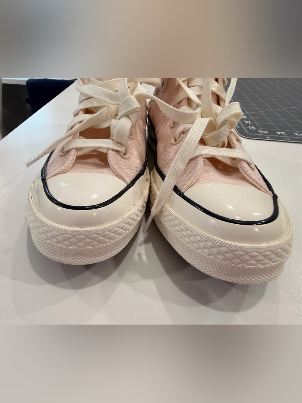 Brand New Converse Chuck Taylor High Tops 70 Size 7.5 Women's Pale Pink - Picture 3 of 6